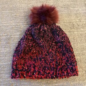 Express Women's Maroon Red Black Sparkle Knit Pom Faux Fur Beanie